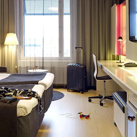 Hotel Scandic Station 4*