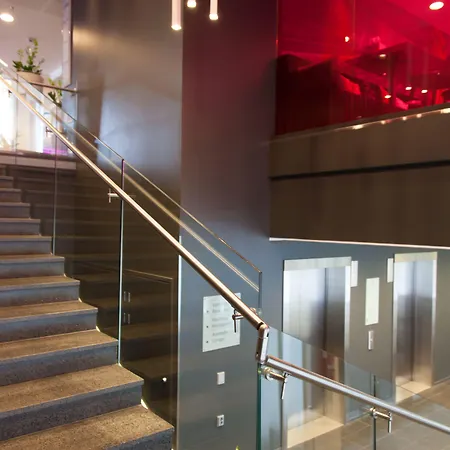 Hotel Scandic Station 4*