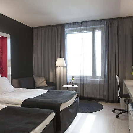 Hotel Scandic Station 4*